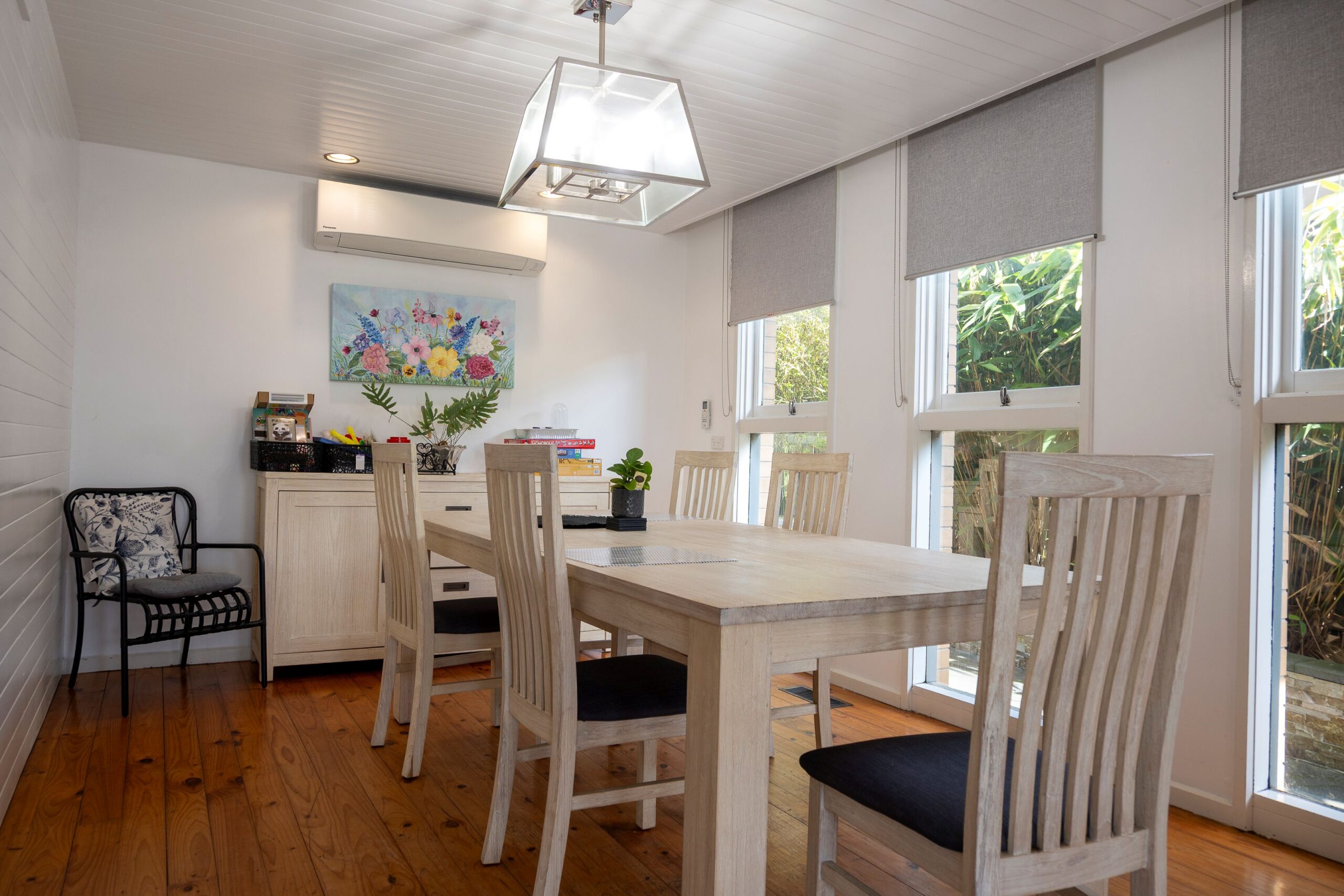 37S Thompson Dining 1
