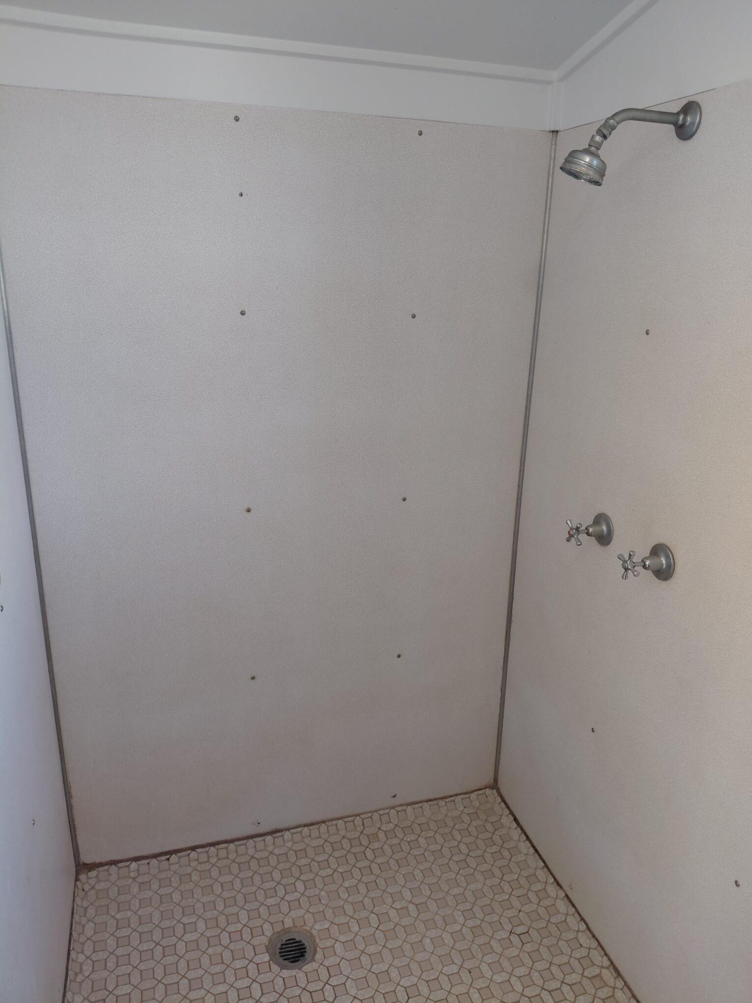Byrnes Shower 01